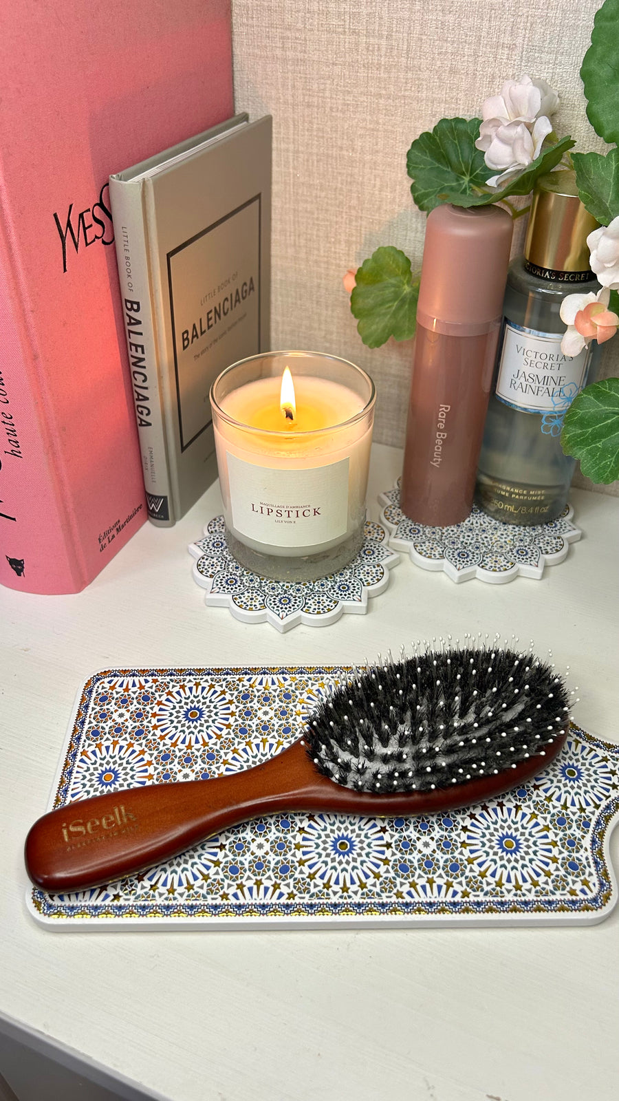 Brosse cheveux en bois et poils de sanglier.