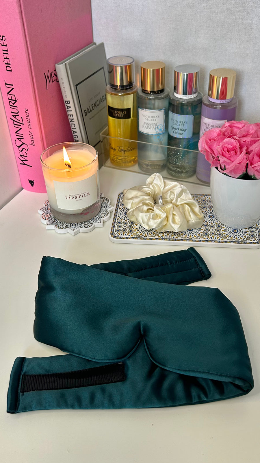 Masque enveloppant Pillow en soie.
